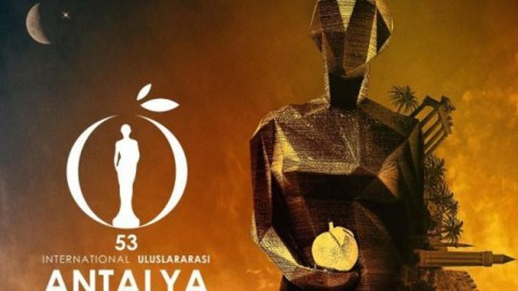 Antalya'nın simgeleri Altın Portakal afişinde