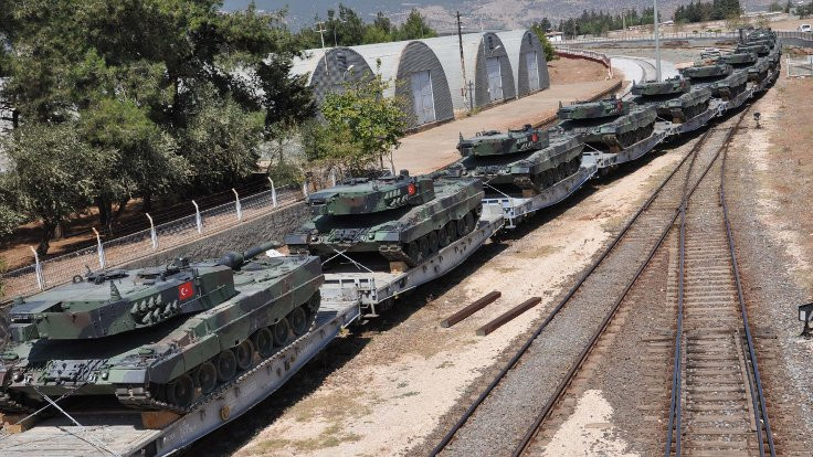 İstanbul'dan sınıra tank sevkiyatı
