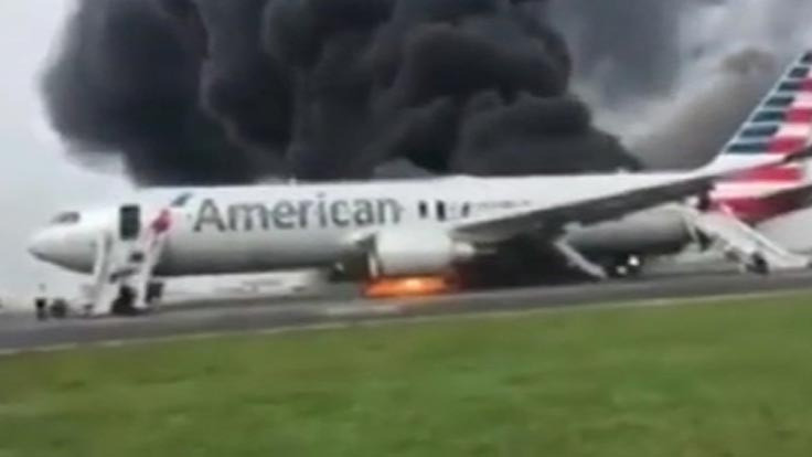 Yolcu uçağı 170 yolcuyla alev aldı