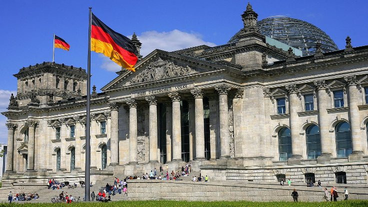 'En az üç diplomat Berlin'den sığınma istedi'