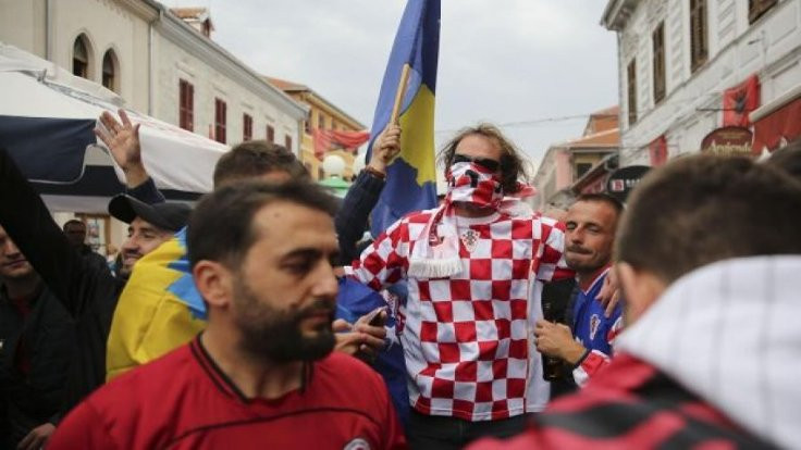 Hırvatistan taraftarına ırkçılık suçlaması
