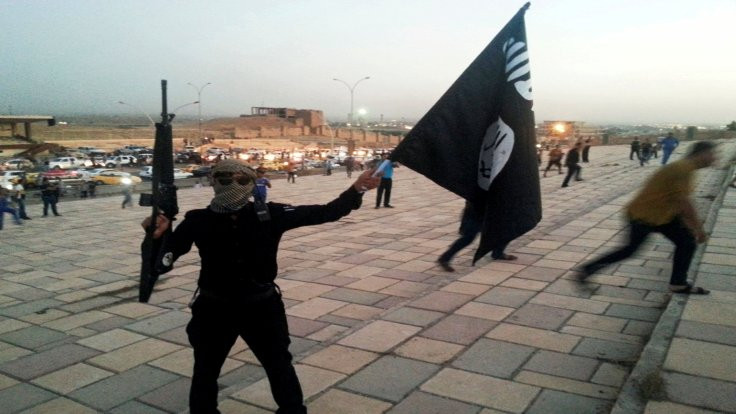 IŞİD'den sekiz canlı bomba saldırısı
