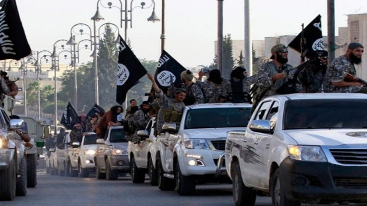 'Başım ağrıyor' diye savaşmayan IŞİD'ciler!