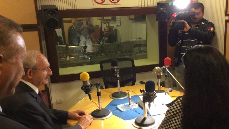 Kılıçdaroğlu radyoda anılarını anlattı
