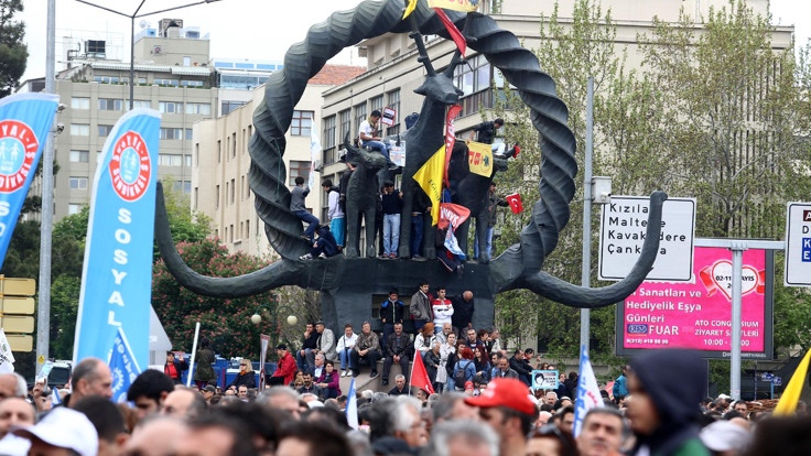 Ankara'da 30 Kasım'a kadar her türlü toplantı yasaklandı
