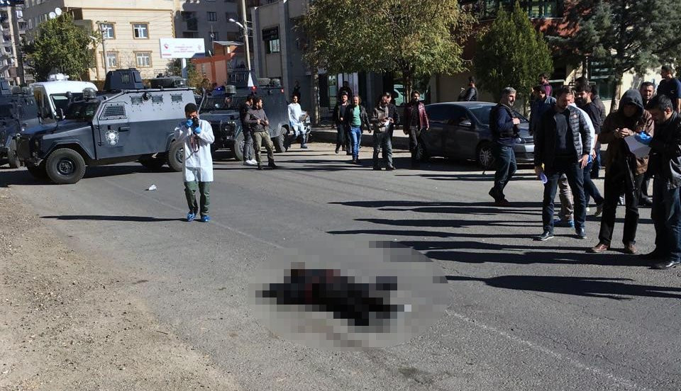 Diyarbakır'da bir kişi öldürüldü