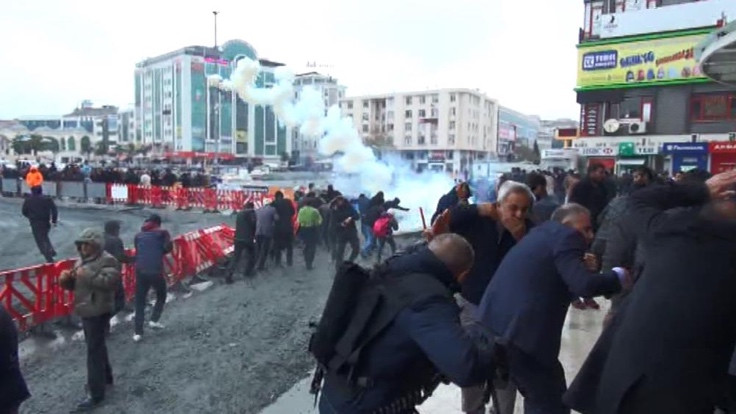 HDP eylemindeki polis amiri: Gerekirse vurun