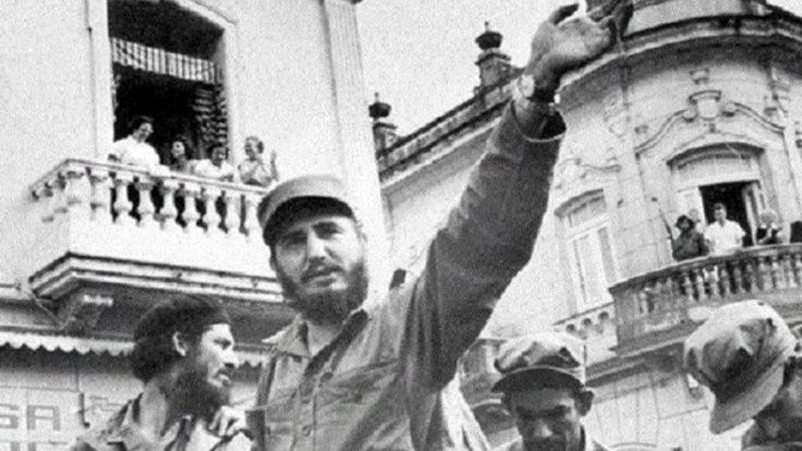 Fidel Castro Ankara'da fotoğraf sergisiyle anılıyor