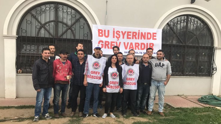 'İzmirliler greve güllerle geliyor'