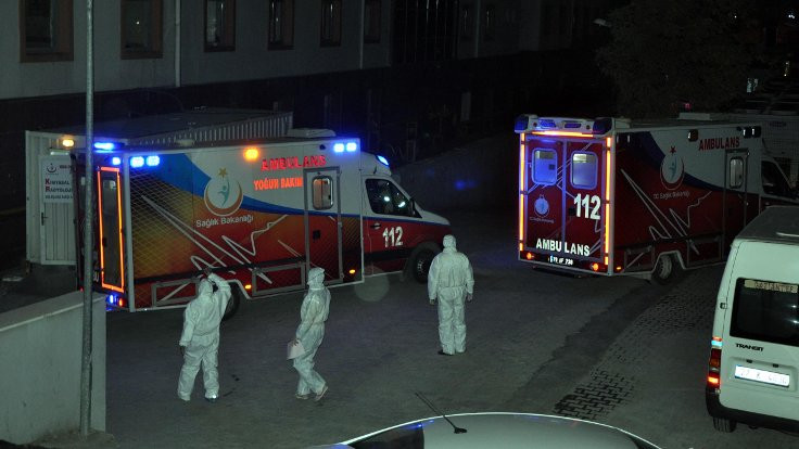 Yaralı ÖSO üyeleri kimyasal şüphesiyle Türkiye'ye getirildi