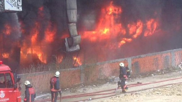 İstanbul Bayrampaşa'da büyük yangın