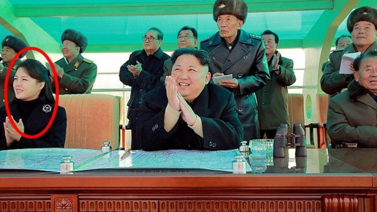 Kuzey Kore first ladysi sapasağlam!