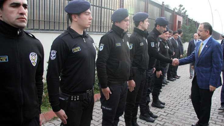 Bakan Özhaseki’den polislere: İnşallah sizler de şehit olun!