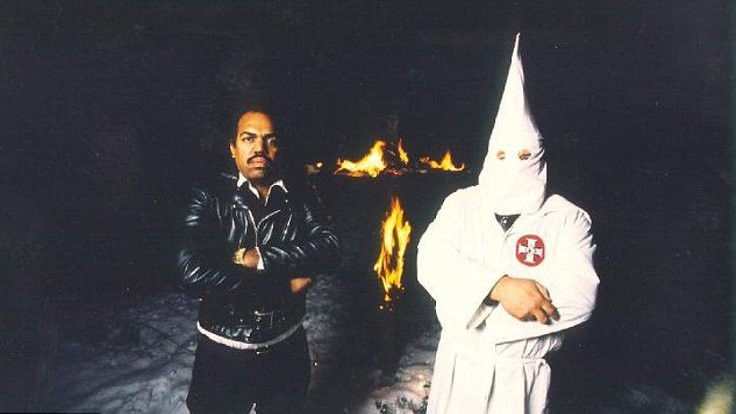 Ku Klux Klan içinde bir siyah!