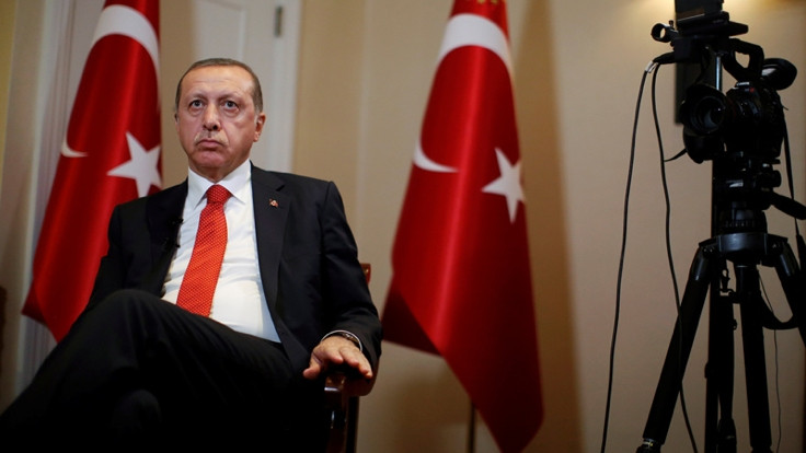 Erdoğan: OHAL'de referandum rahat olur