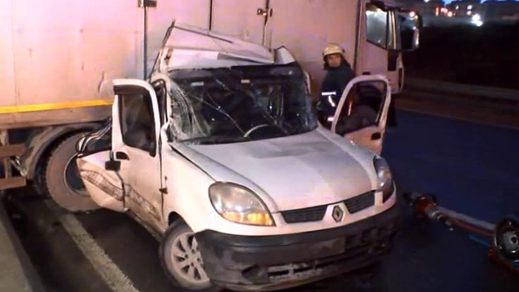 TEM'de trafik kazası: 2 ölü