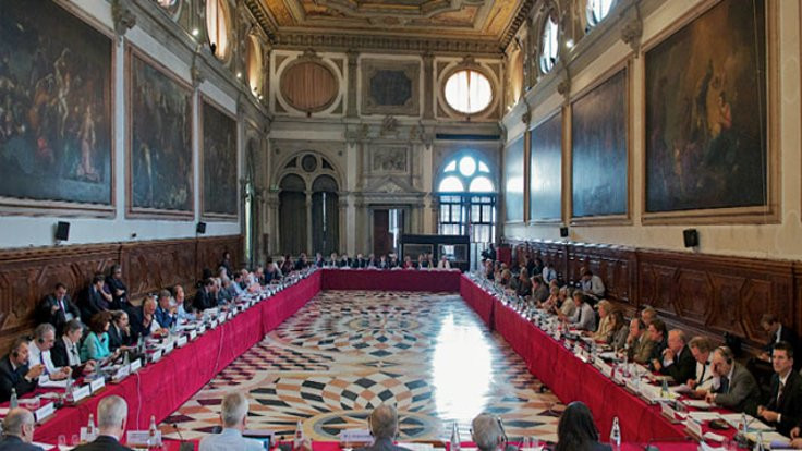 Venedik Komisyonu: 15 Temmuz sonrası önlemler uluslararası hukuka aykırı