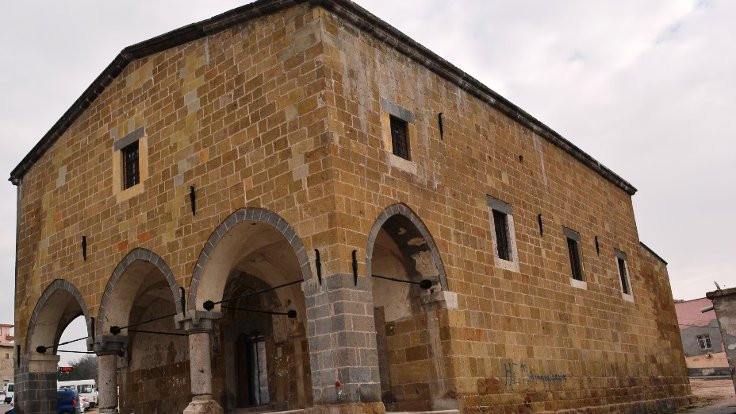 Ermeni Kilisesi kütüphane oluyor