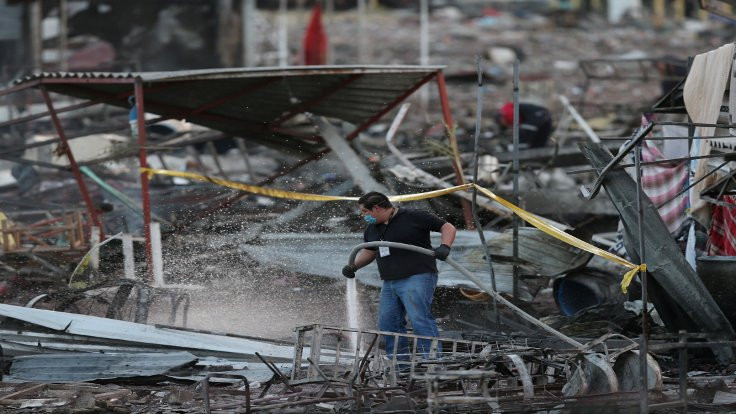 Havai fişek pazarında patlama: En az 31 ölü