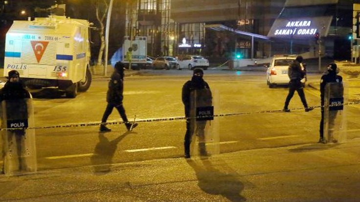 ABD Ankara Büyükelçiliği önünde ateş açıldı