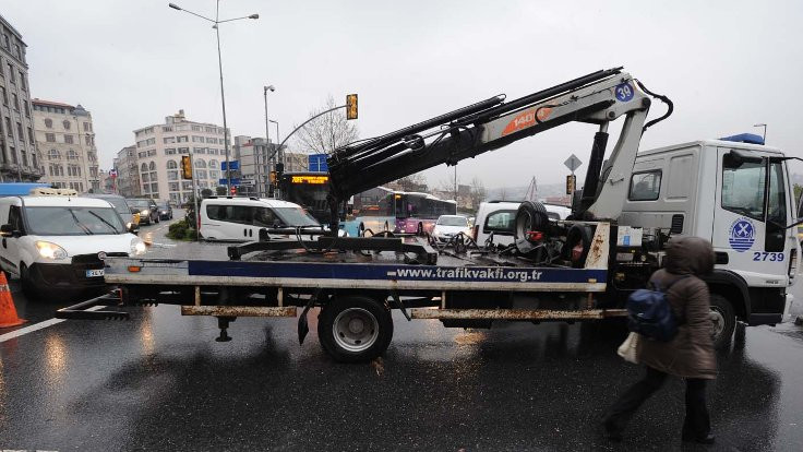 Taksim'e giden yollar trafiğe kapatıldı