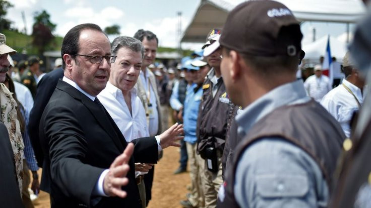 Hollande'dan FARC'a ziyaret