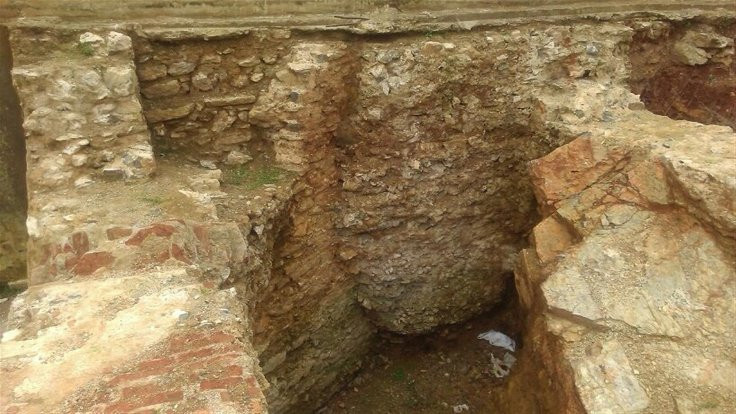 Kadıköy'de inşaat kazısında tarihi kalıntı bulundu