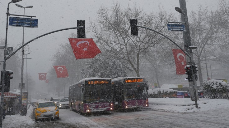 İstanbul'da trafik yoğunluğu yüzde 2'ye geriledi
