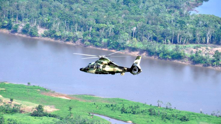 Düşen helikopterden kurtulanları Amazon yerlileri buldu