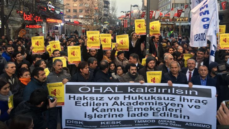 Ankara'da ihraçlar protesto edildi
