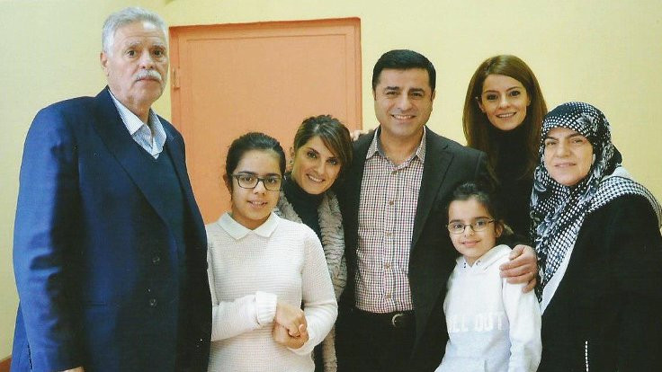 Demirtaş'a aile ziyareti