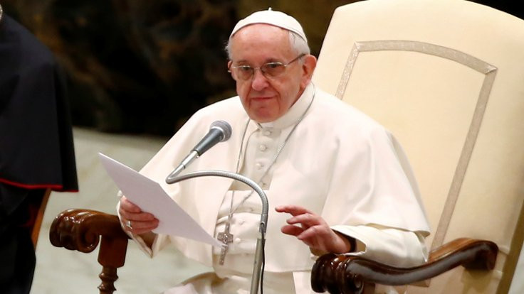 Papa Francis: Kadınlar bu dünyaya bulaşık yıkamak için gelmedi