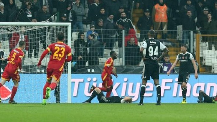 Beşiktaş 1 puanı son anda kurtardı