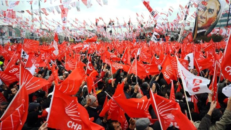 'CHP'de kurultay tarihi öne çekildi'