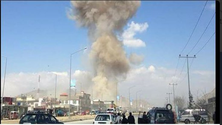 Kabil'de askeri hastaneye bombalı saldırı