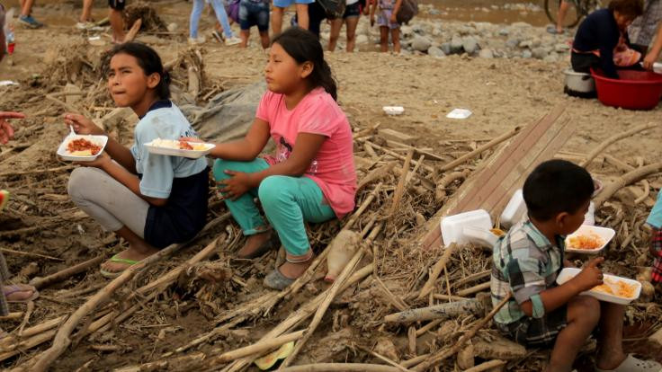 El Nino Peru'yu vurdu: 72 ölü