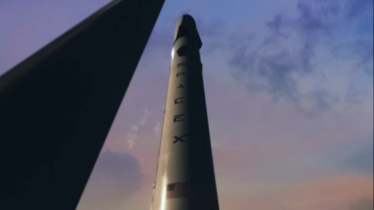 SpaceX ilk kez yenilenebilir bir roket kullandı