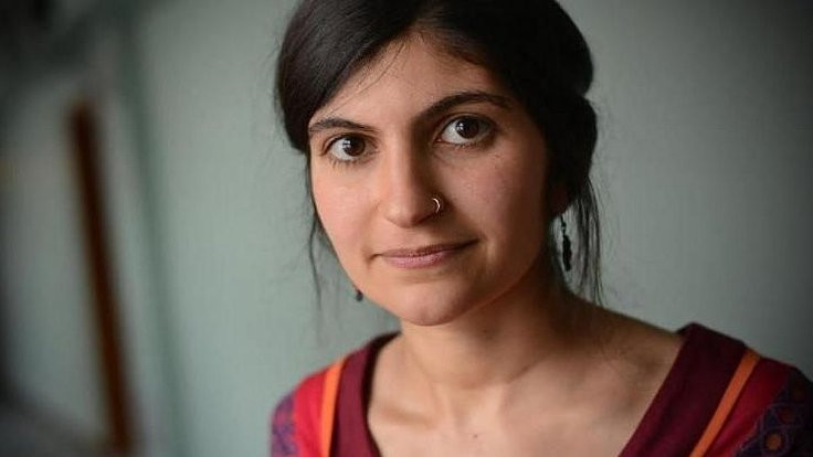 İranlı yazar Shida Bazyar Türkiye’de!