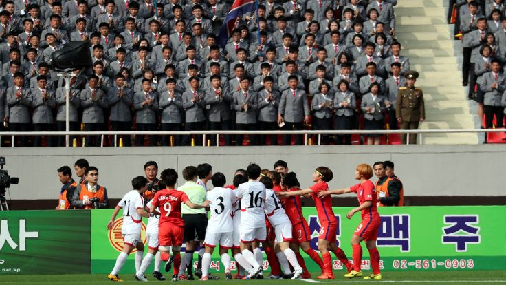 Kuzey Kore'de tarihi bir maç oynandı