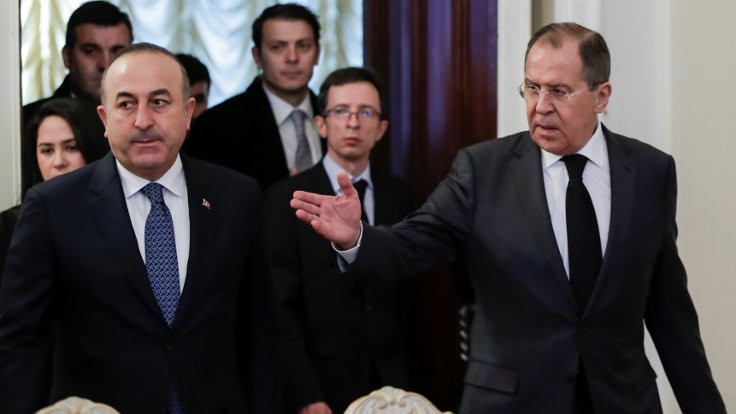 Lavrov ve Çavuşoğlu, ABD saldırısını görüştü