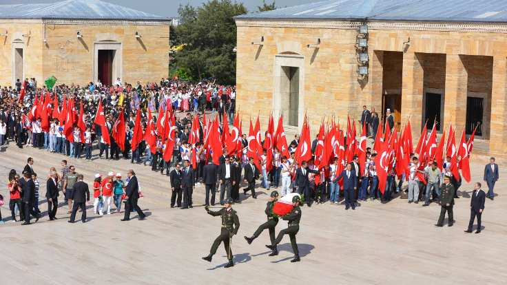 19 Mayıs törenleri Anıtkabir’den başladı