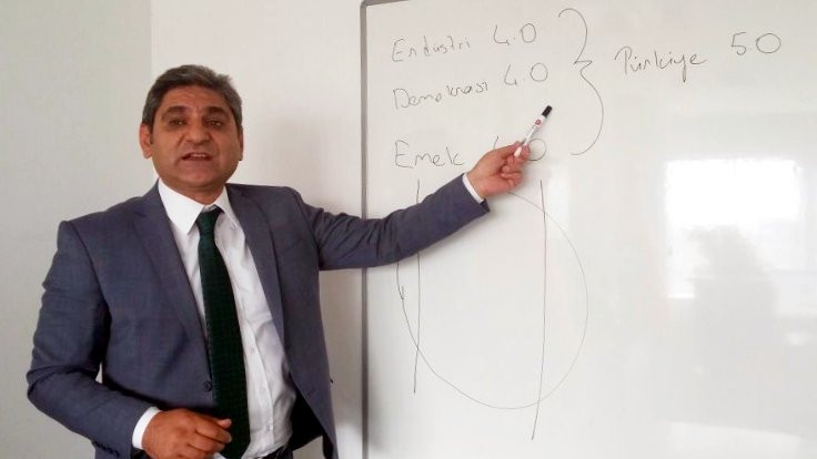 Aykut Erdoğdu: Sıcak para bağımlısı ekonomi alarm veriyor