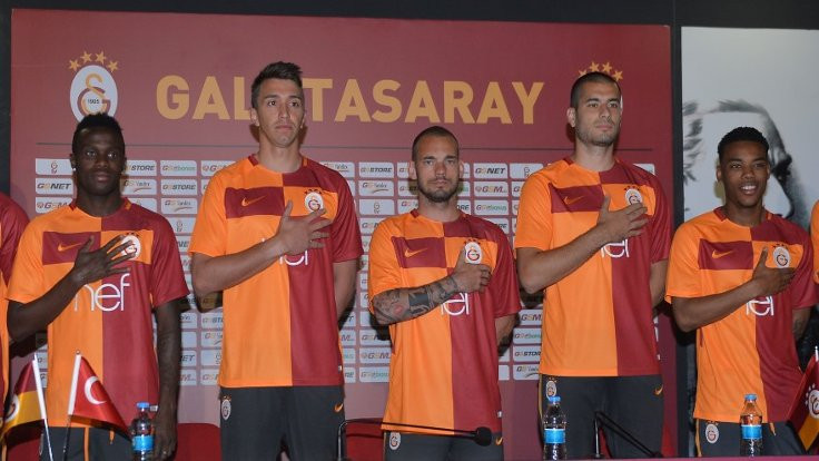 Galatasaray 'parçalı'yı tanıttı