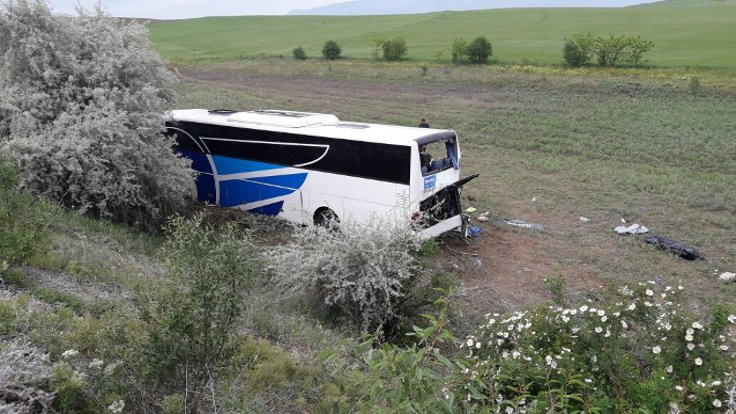 Ankara'da otobüs şarampole yuvarlandı