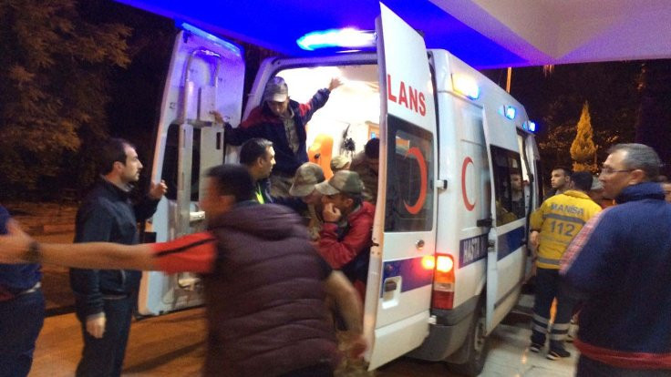 Manisa'da 70 asker hastaneye kaldırıldı