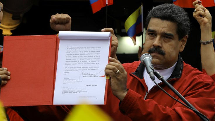 Venezuela Devlet Başkanı Maduro: Her belediyede kurucu meclis olacak
