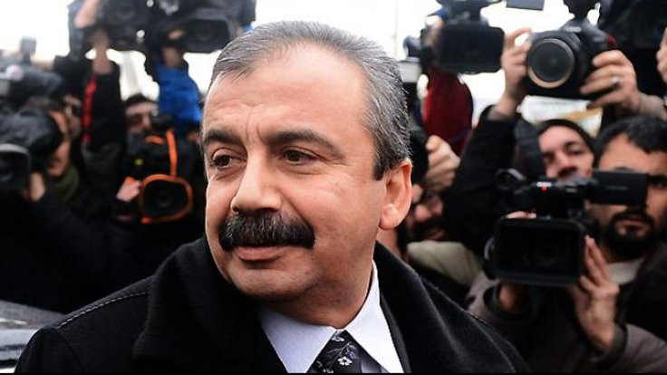 Sırrı Süreyya Önder: Ne zaman söylentisi çıksa ardından diyalog geldi