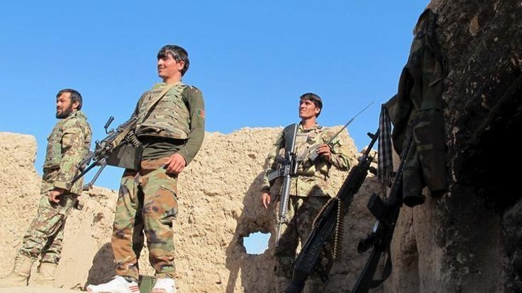 Afgan askerlerinin 'yanlış' üniformasına 28 milyon gitti!