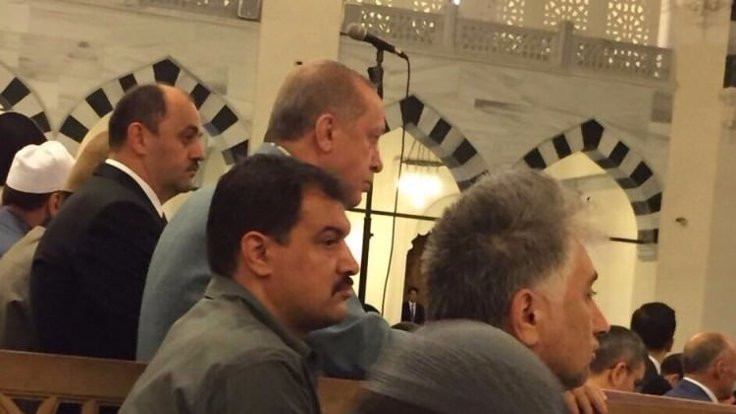 Erdoğan'ın gittiği camide neler oldu?