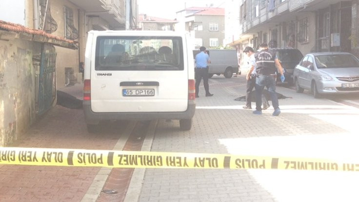 İstanbul'da sokak ortasında iki infaz
